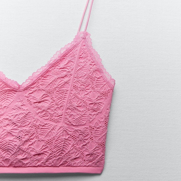 Zara Lace Top 🌸 - Picture 3 of 4